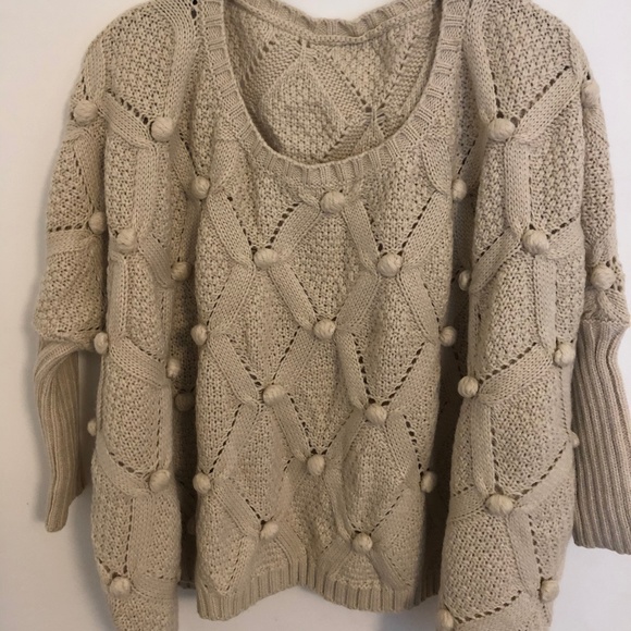 Pom Pom Cropped Knit 3/4 Sleeve Sweater - Picture 1 of 2
